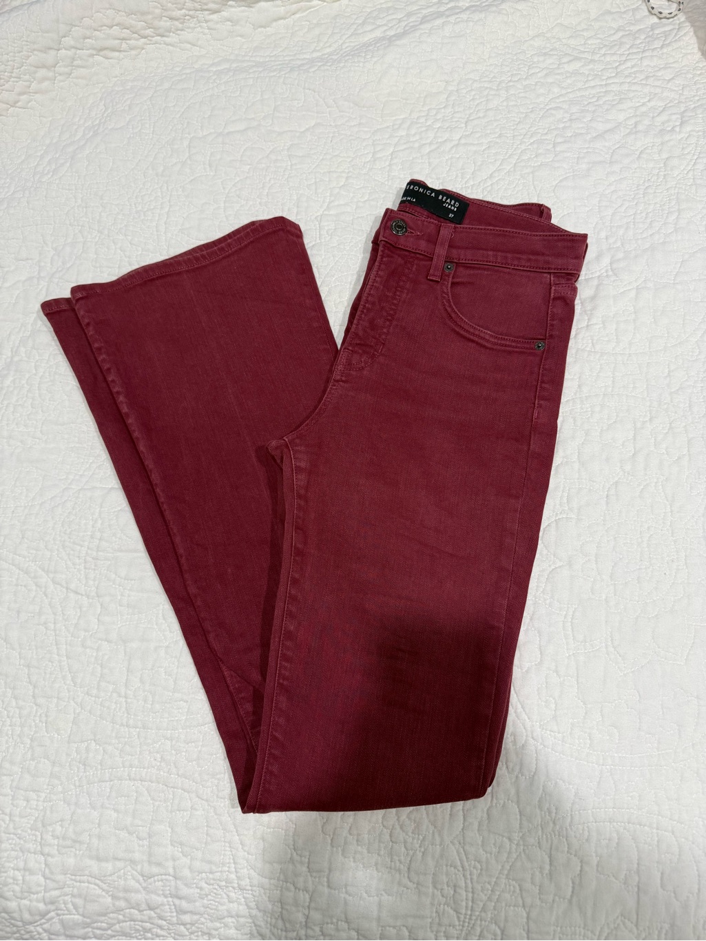 Veronica Beard Beverly Skinny Flare Jeans In Burgundy